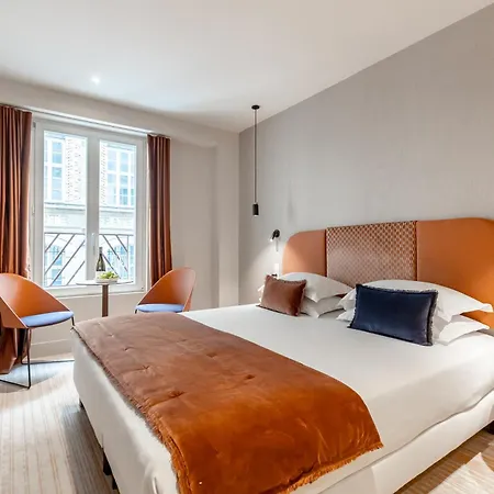 Suite Fl By Sweett Paris Exterior photo